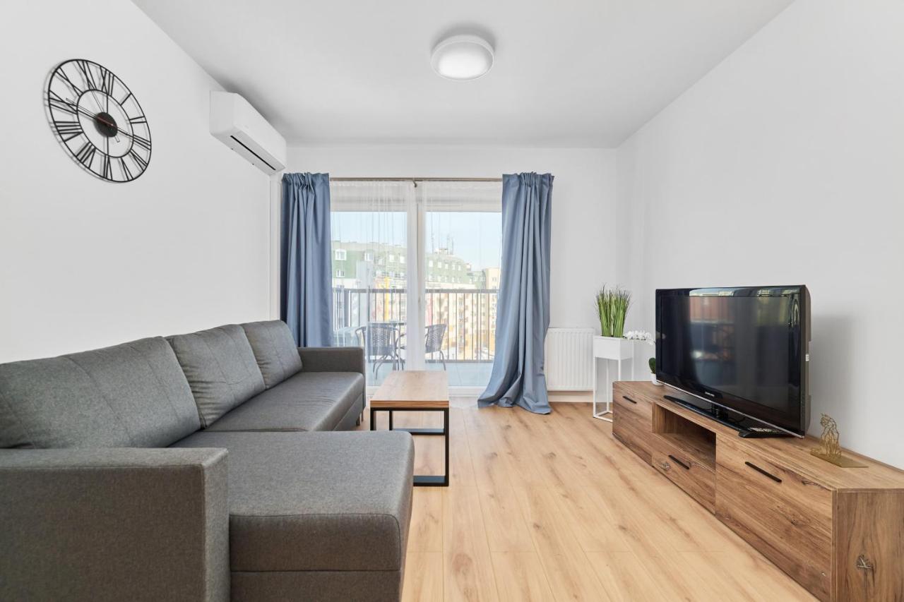Modern Elegance With Ac By Renters
