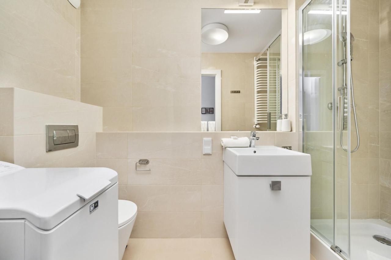 Modern Elegance With Ac By Renters * Wrocław